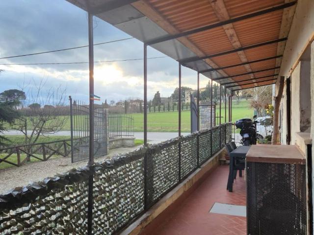 Villa Indipendente in vendita a Palazzo Del Pero, Toscana