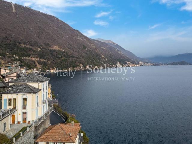Villa Indipendente in vendita a Argegno, Lombardia