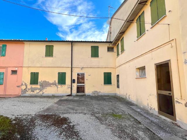 Villa Indipendente in vendita a Argenta, Reggio Emilia