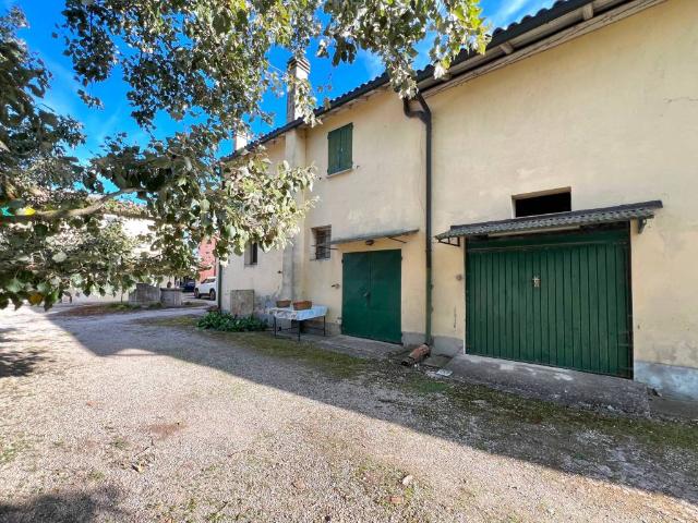 Villa Indipendente in vendita a Argenta, Reggio Emilia