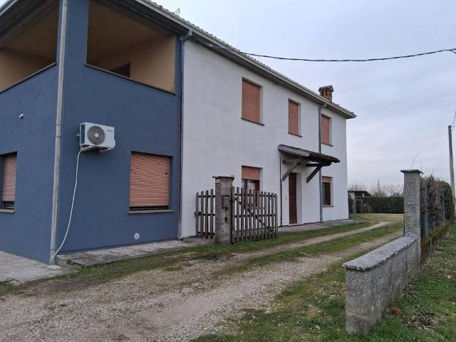 Villa Indipendente in vendita a Argenta, Reggio Emilia