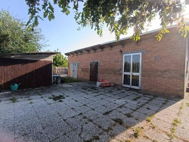 Villa Indipendente in vendita a Unione dei comuni della Bassa Romagna, Alfonsine