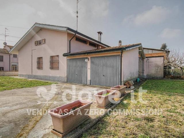 Villa Indipendente in vendita a Argenta, Reggio Emilia