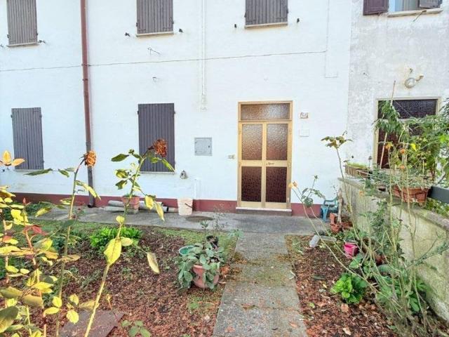 Villa Indipendente in vendita a Unione dei comuni della Bassa Romagna, Alfonsine