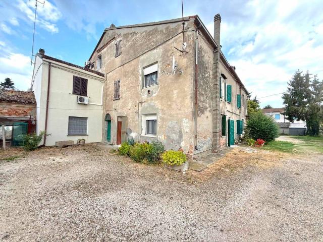 Villa Indipendente in vendita a Argenta, Reggio Emilia