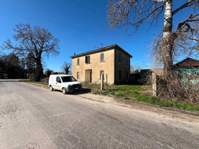 Villa Indipendente in vendita a Argenta, Reggio Emilia