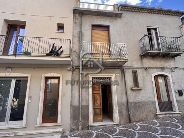 Villa Indipendente in vendita a Ariano Irpino, Campania