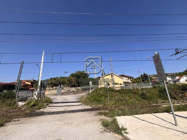 Villa Indipendente in vendita a Ariano Irpino, Campania