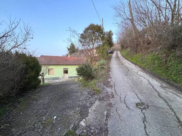 Villa Indipendente in vendita a Ariano Irpino, Campania