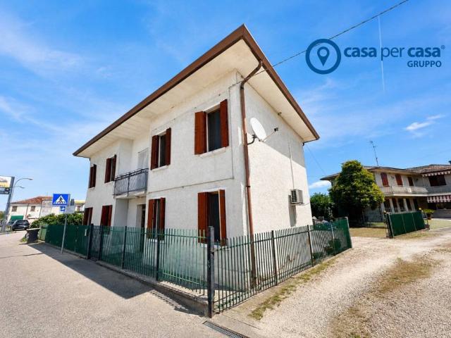 Villa Indipendente in vendita a Ariano Nel Polesine, Veneto