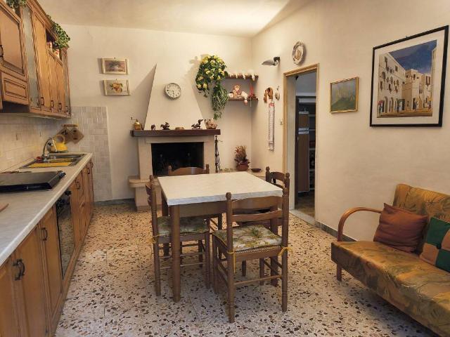 Villa Indipendente in vendita a Arlena Di Castro, Lazio