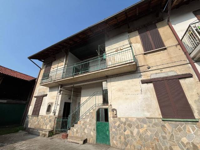 Villa Indipendente in vendita a Arluno, Lombardia