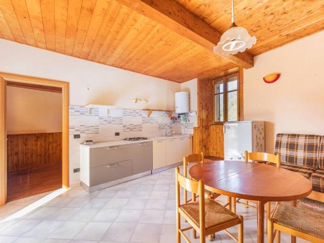 Villa Indipendente in vendita a Armeno, Novara