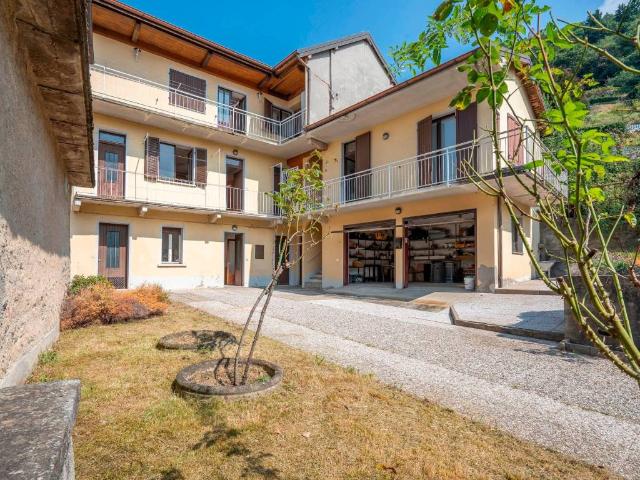 Villa Indipendente in vendita a Piemonte, Novara