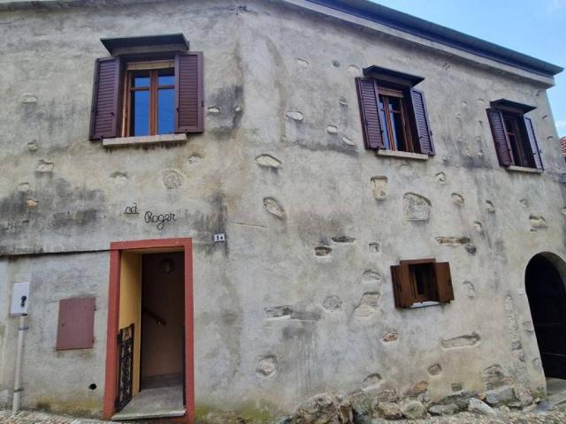 Villa Indipendente in vendita a Piemonte, Novara