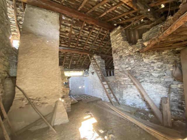 Villa Indipendente in vendita a Prouve, Arnad