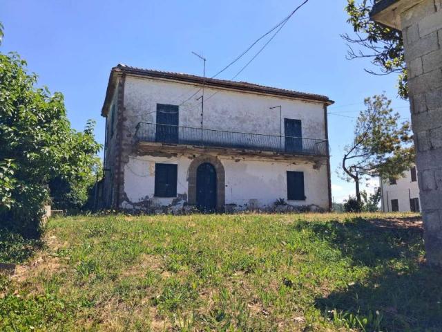 Villa Indipendente in vendita a Arnara, Lazio