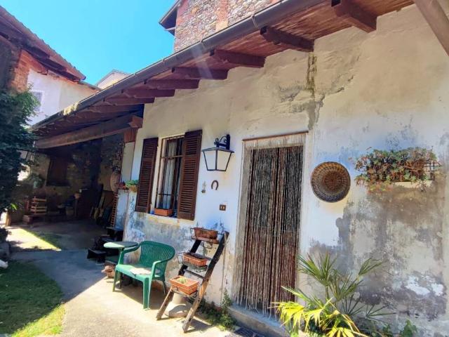 Villa Indipendente in vendita a Campagna, Piemonte