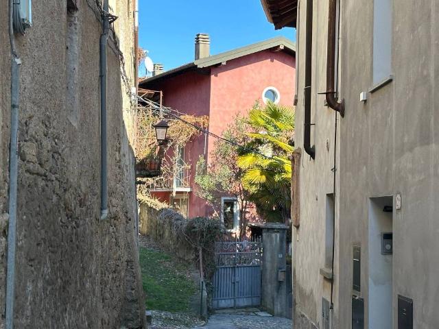 Villa Indipendente in vendita a Piemonte, Novara