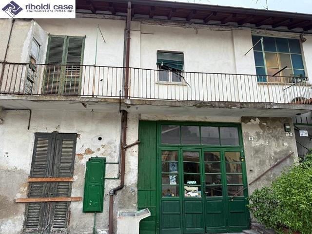 Villa Indipendente in vendita a Arosio, Lombardia