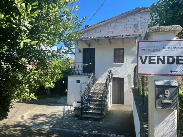 Villa Indipendente in vendita a Arpino, Lazio