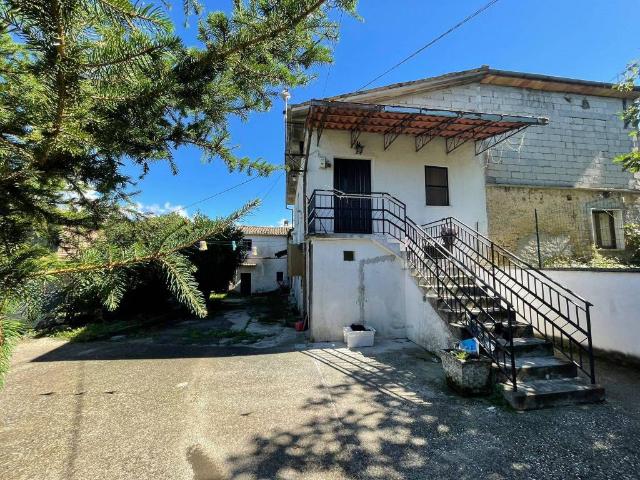 Villa Indipendente in vendita a Arpino, Lazio