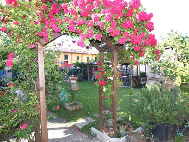 Villa Indipendente in vendita a Piemonte, Alessandria