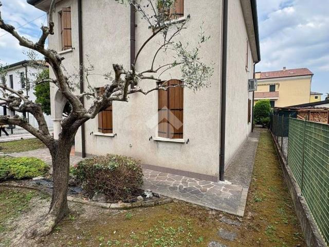 Villa Indipendente in vendita a Arre Di Padova, Veneto