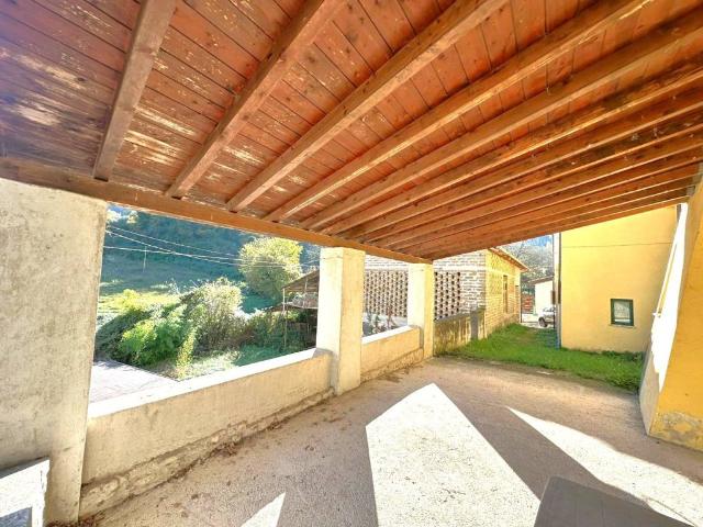 Villa Indipendente in vendita a Arrone, Umbria