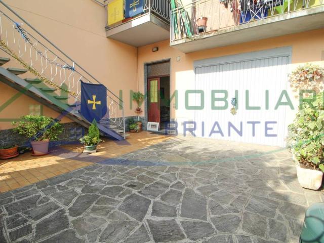 Villa Indipendente in vendita a Arsago Seprio, Lombardia
