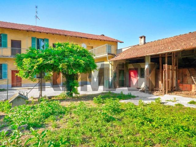Villa Indipendente in vendita a Arsago Seprio, Lombardia