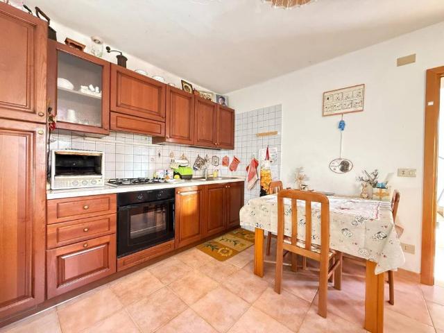 Villa Indipendente in vendita a Arta Terme, Friuli-Venezia Giulia