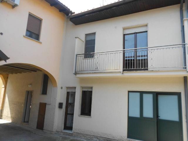 Villa Indipendente in vendita a Arzago D'adda, Lombardia