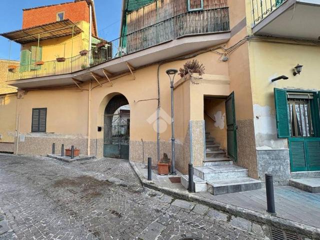 Villa Indipendente in vendita a Arzano, Campania
