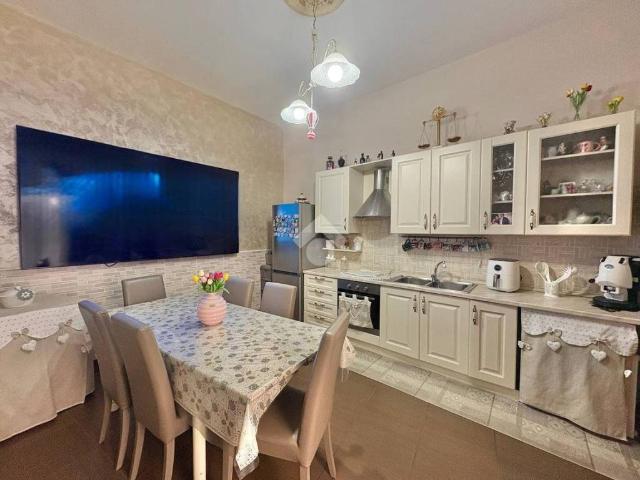 Villa Indipendente in vendita a Arzano, Campania