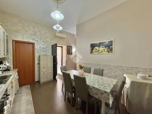 Villa Indipendente in vendita a Arzano, Campania