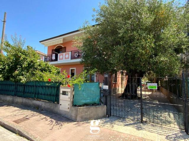 Villa Indipendente in vendita a Marina di Ascea, Ascea