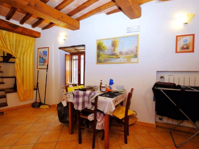 Villa Indipendente in vendita a Asciano, Toscana