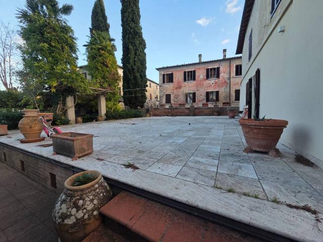 Villa Indipendente in vendita a Asciano, Toscana