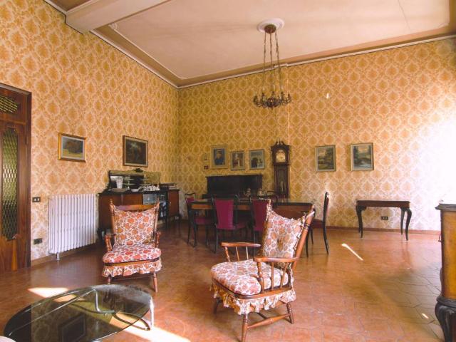 Villa Indipendente in vendita a Asciano, Toscana