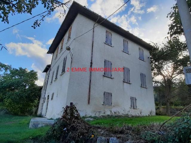 Villa Indipendente in vendita a Santi Filippo e Giacomo, Marche