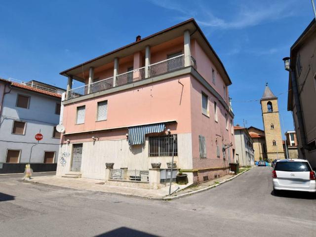 Villa Indipendente in vendita a Marche, Ascoli Piceno