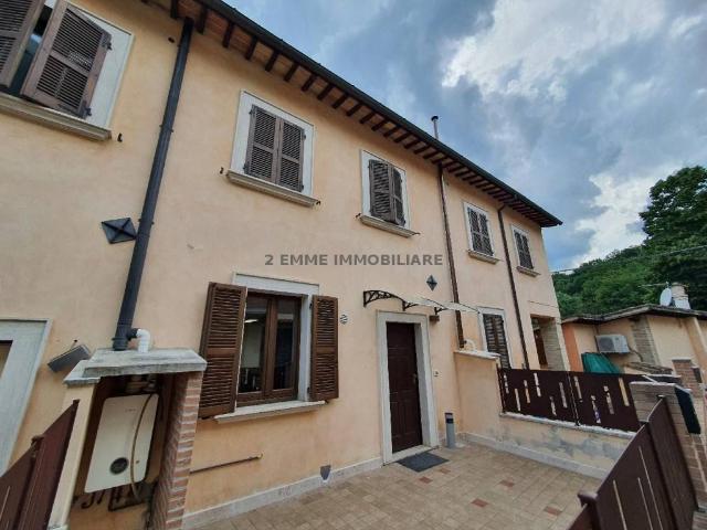 Villa Indipendente in vendita a Borgo Solestà, Marche