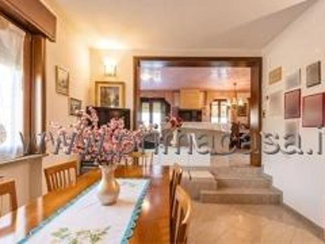 Villa Indipendente in vendita a Asigliano Veneto, Veneto