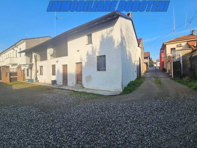 Villa Indipendente in vendita a Piemonte, Vercelli