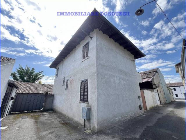 Villa Indipendente in vendita a Piemonte, Vercelli