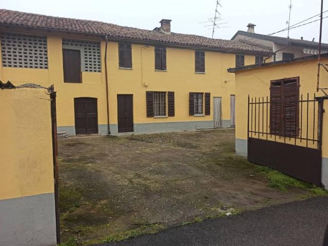 Villa Indipendente in vendita a Piemonte, Vercelli