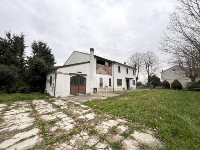 Villa Indipendente in vendita a Quattro Strade, Asola