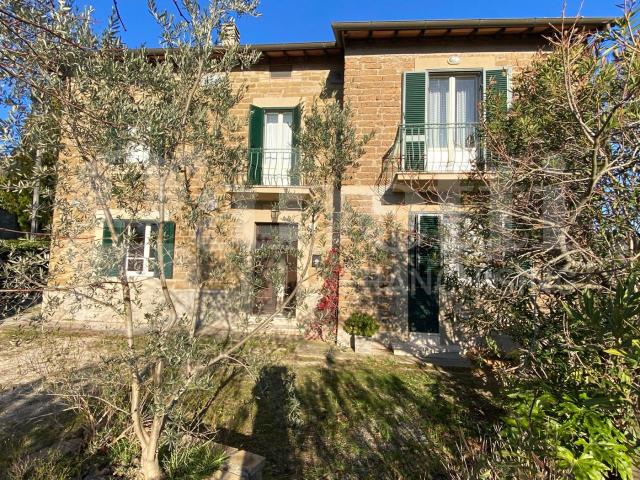 Villa Indipendente in vendita a Assisi, Umbria