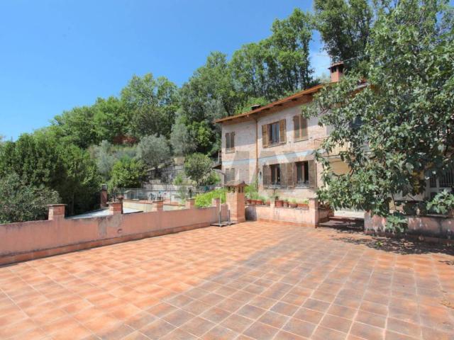 Villa Indipendente in vendita a Assisi, Umbria